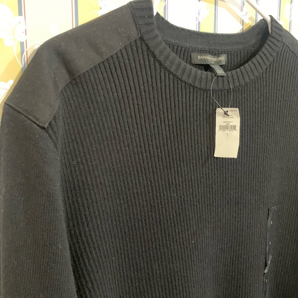 NWT Banana Republic Black Utility Sweater in Black. - Picture 7 of 11